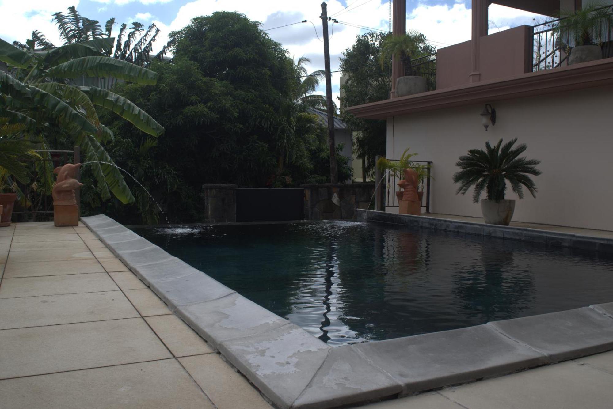 Blue Pearl Resort La Gaulette Exterior photo